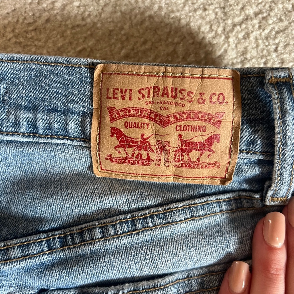 Levi’s Wedgie Skinny Jeans - Picture 6 of 7